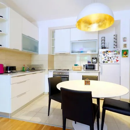Apartment Apartament Nightingale Close To The Zoo And Shopping City Baneasa Bucharest